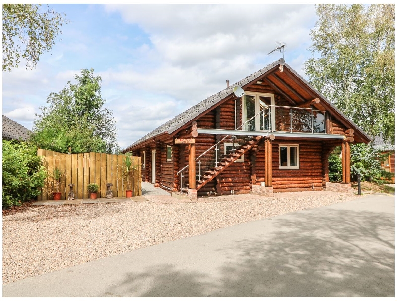 Click here for more about Woodpecker Lodge